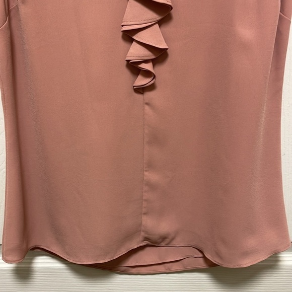 RW&CO | Dusty Rose/Pink | V-Neck | Ruffle | Sleeveless | Blouse | Size S - Picture 3 of 13